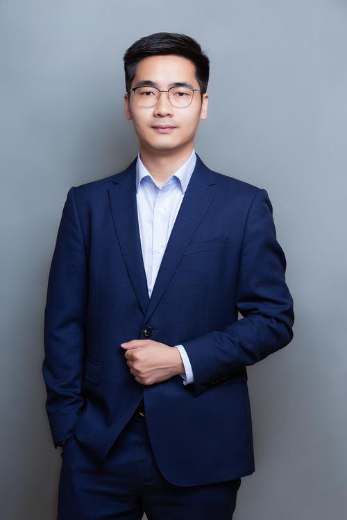 杨兴珍 视觉设计总监
